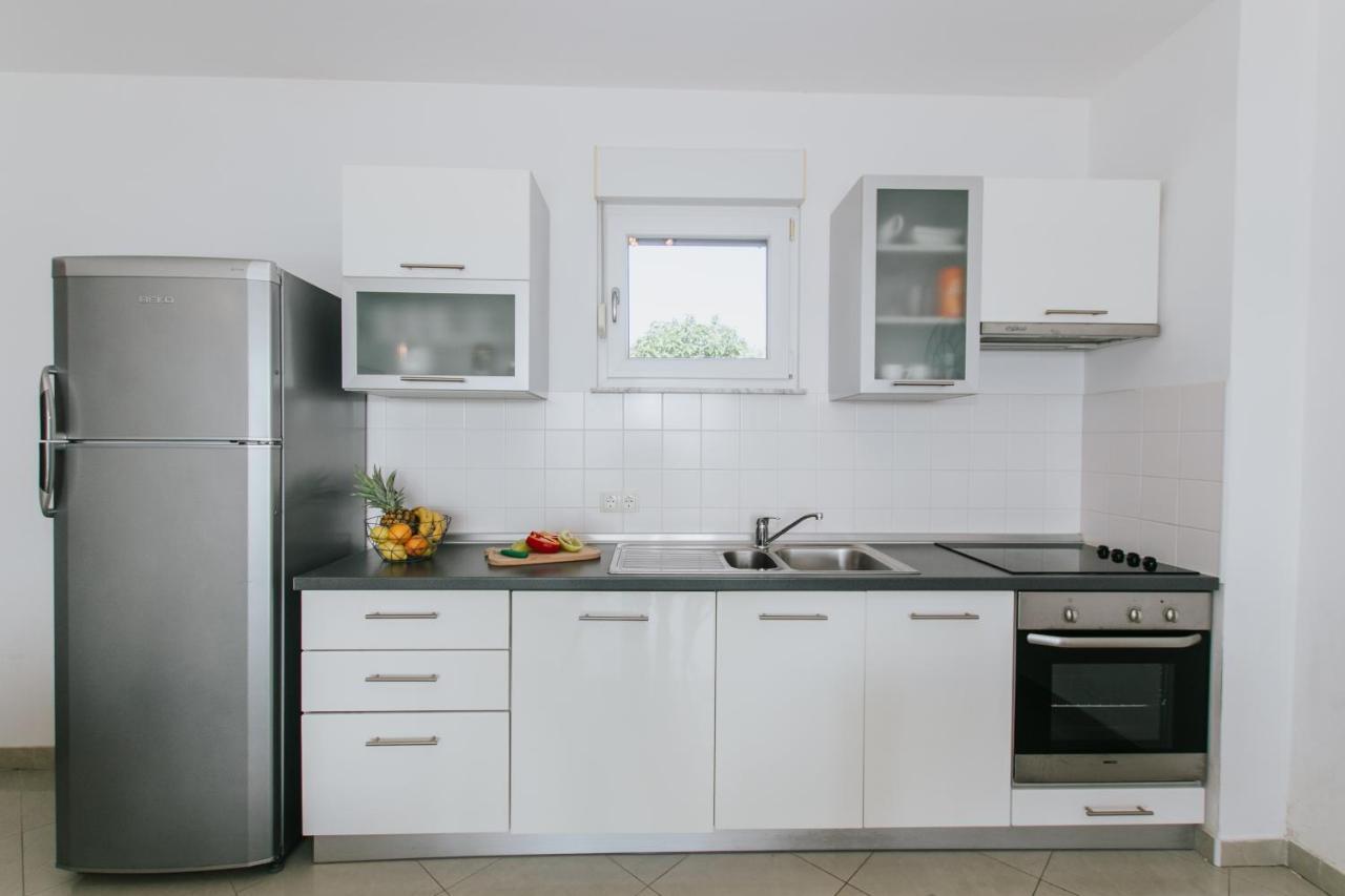 Apartman Sunny Apartment Trogir Exterior foto